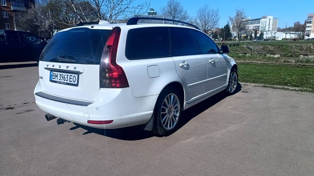 VOLVO V50 в отл сост.
