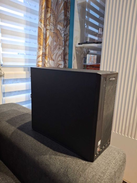 komputer stacjonarny