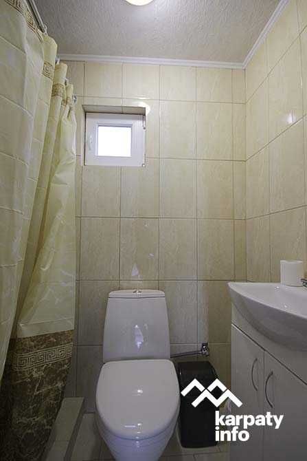 Продається житло + бізнес