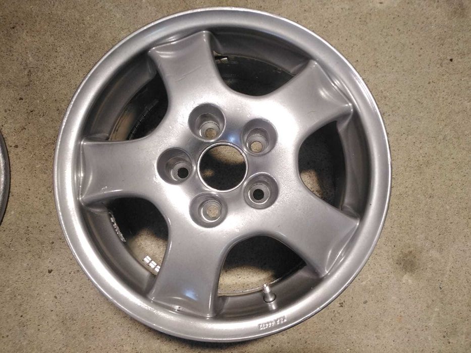 4 Jantes Kia 7JX15 ET 37 5X114.3