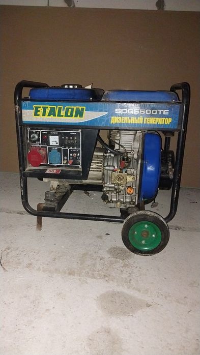Продам дизельный генератор