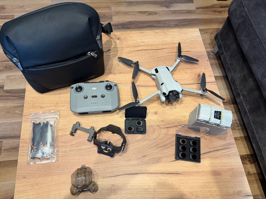 DJI Mini 4 Pro – stan idealny+DJI Care+3 baterie+filtry+klasa C1