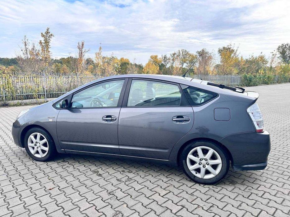 Samochód Toyota Prius 2007 .