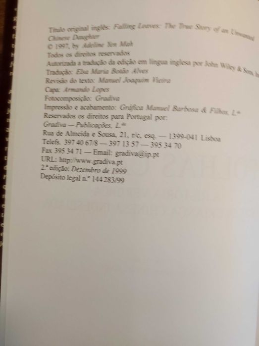 Folhas caídas, de Adeline Yen Mah