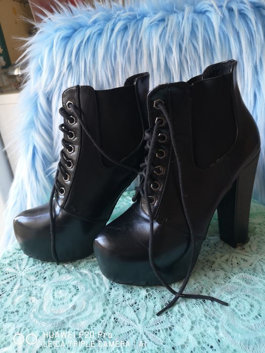 Botas goticas n.37