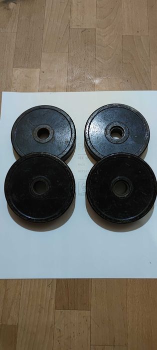 Продам гантели и 4блина