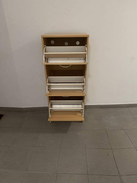 Szafka  na  buty