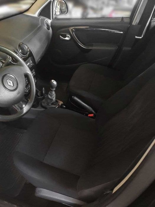 2011 Renault Duster Laureate