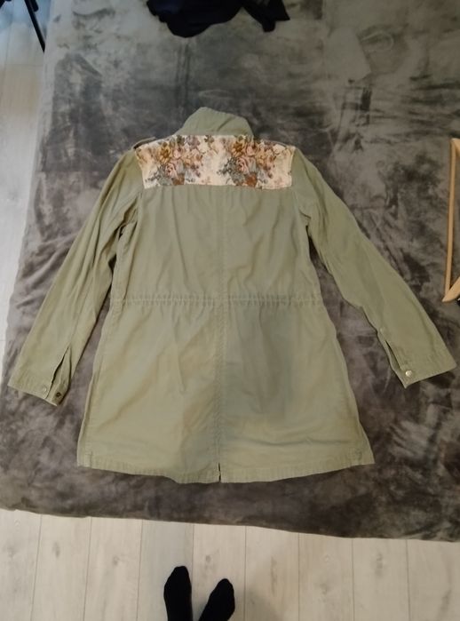 Płaszcz damski lekki