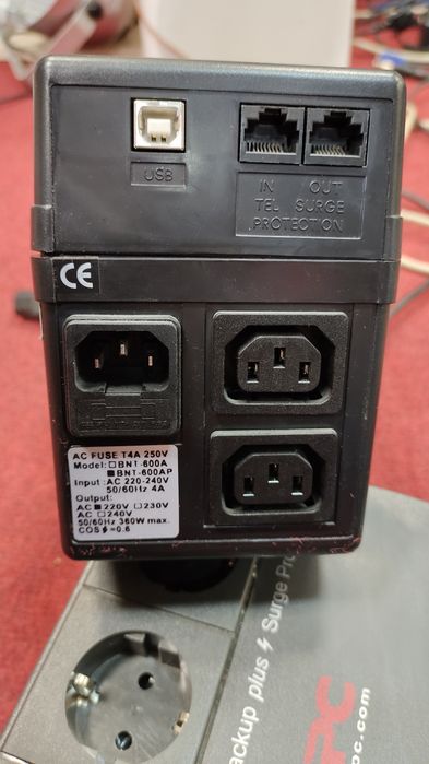 ДБЖ, безперебійник UPS APC 300Вт