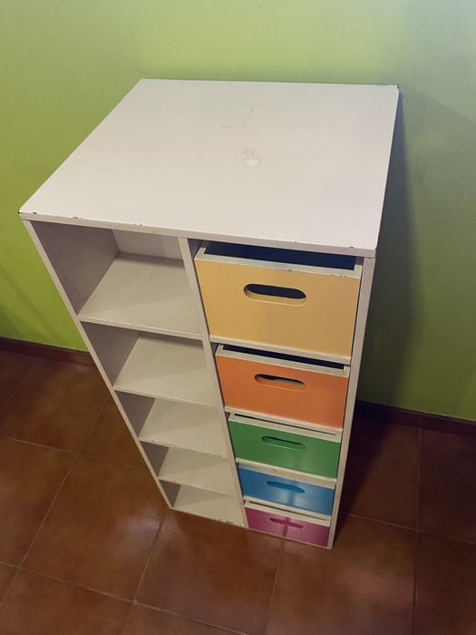 Móvel de Arrumação Infantil Colorido
