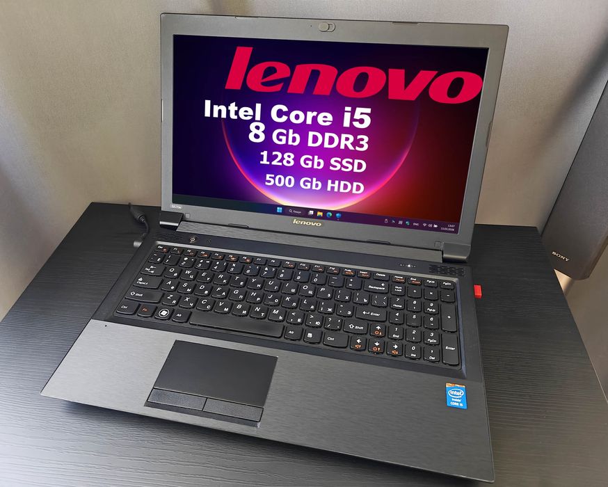 Ноутбук Lenovo B570 15.6"/Intel Core i5 /8 DDR3 /128 SSD+500HDD