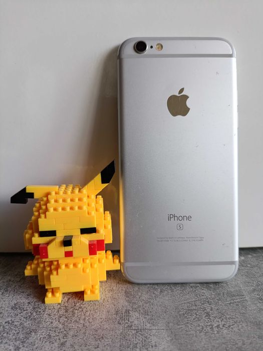 Продам iPhone 6S - на запчастини, під відновлення