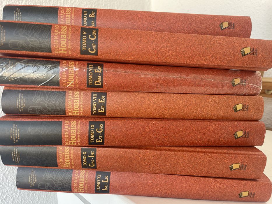 Dicionario HOUAISS da Língua Portuguesa - 18 volumes
