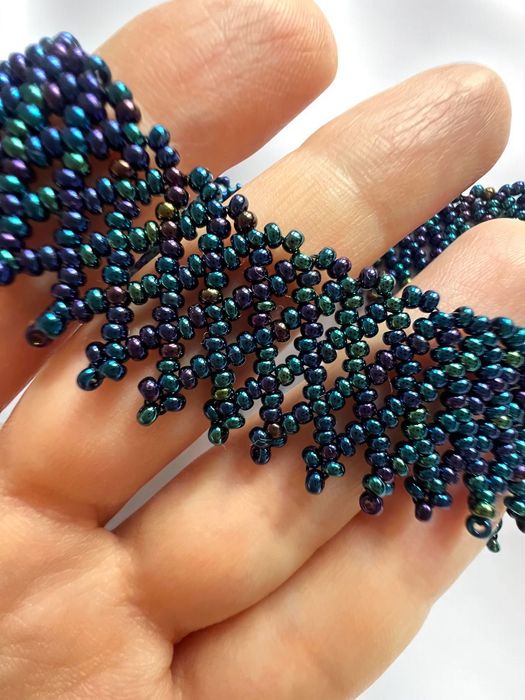 Kolia koralikowa benzynowy granatowy | naszyjnik pleciony elegancki