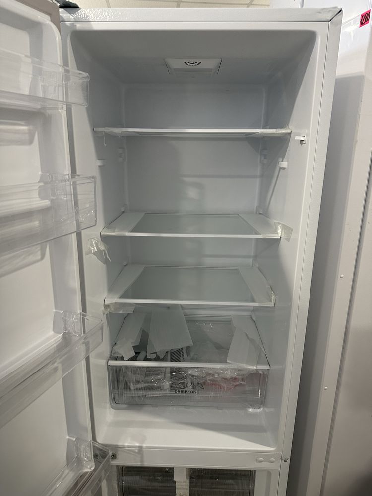 Холодильник новий , вдарений Gorenje: 7 000 грн. - Холодильники Львів ...