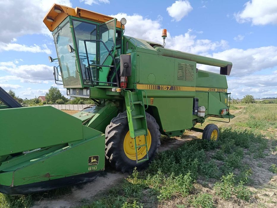 Комбайн John Deere 1157
