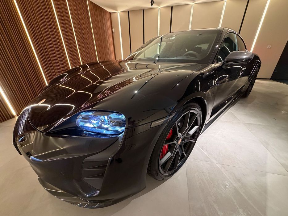 Porsche Taycan GTS