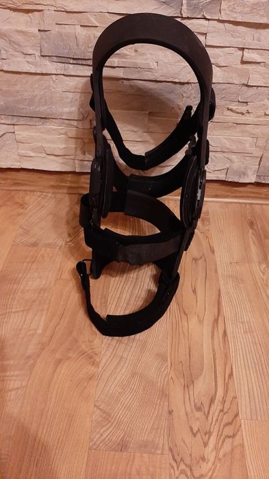 Orteza stawu kolanowego Donjoy prawa L