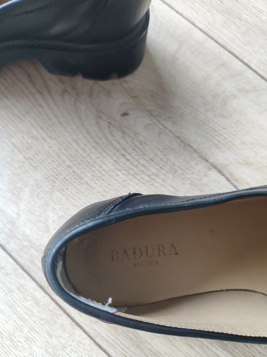 Loafersy damskie Badura