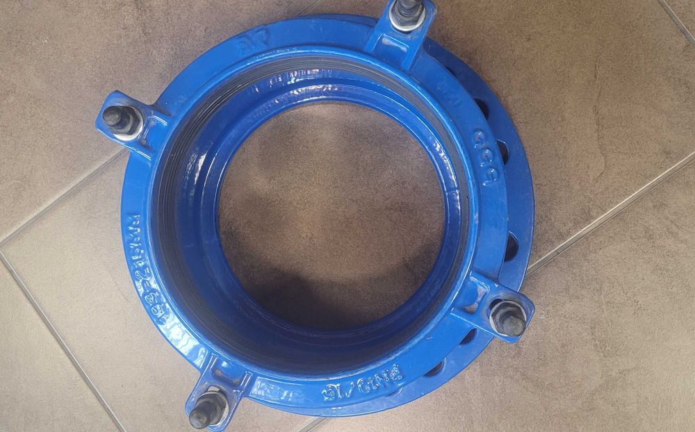 Łącznik rurowo-kołnierzowy DN 200 AVK typ603