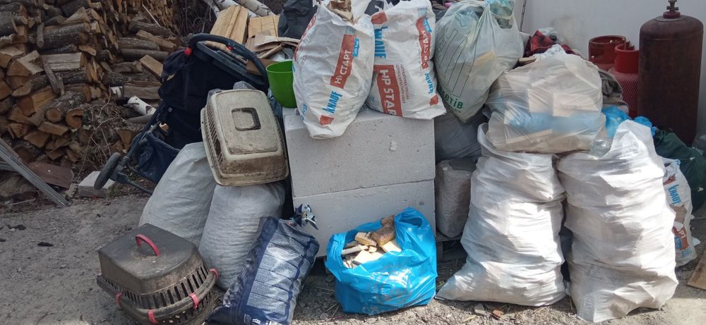 Вивіз сміття Зазим'я, Погреби