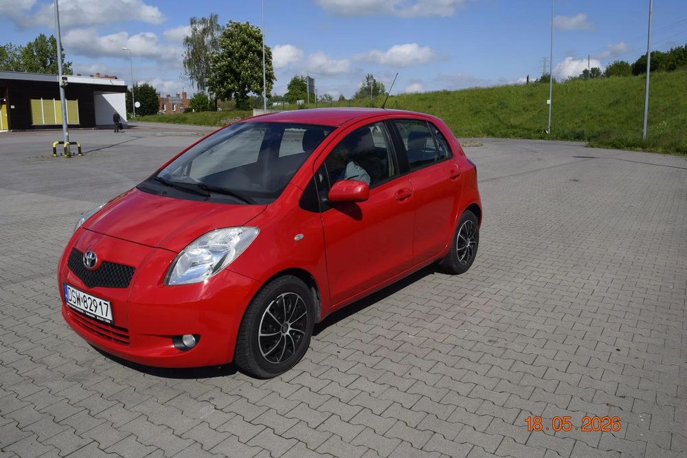 Toyota Yaris Sprowadzony z Niemiec,pierwszy właściciel w Polsce, zarejestrowany.
