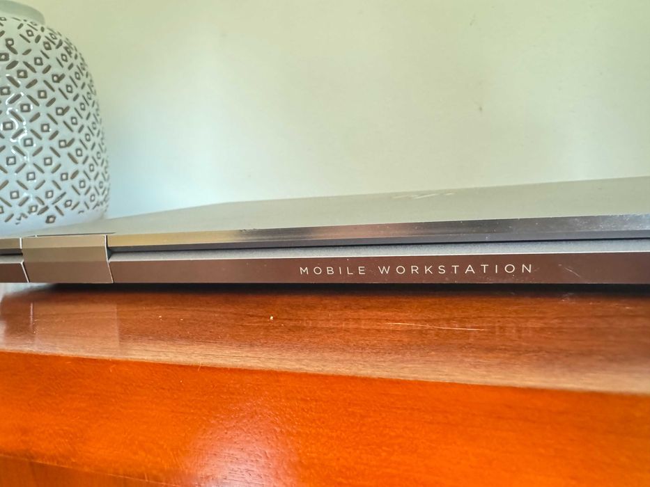 Zbook Studio G5 X360 Ecran 4k Tatil+PEN/i7-9850H/64Gb/1TB/Quadro P1000