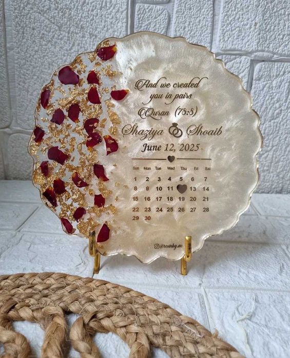 Handmade Resin Gifts | Personalized Keepsakes & Decorations