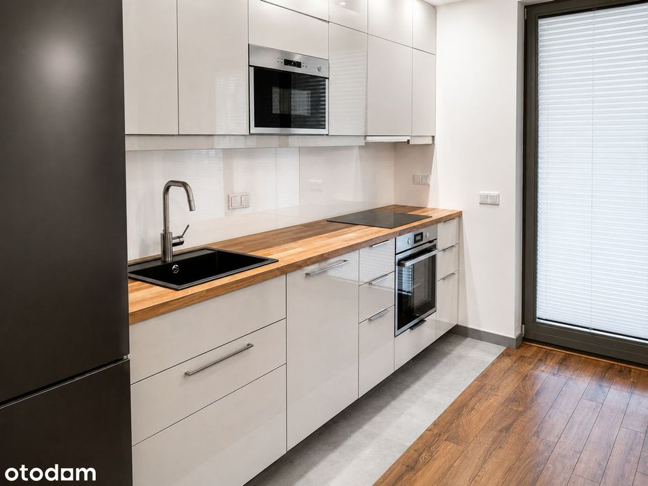 2 pokoje + Balkon 10 m² -> Obok Stacji Metra Wierzbno - Widok 3