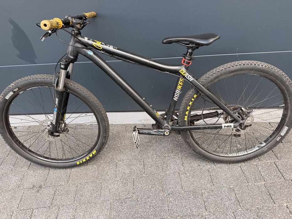 Rower mtb NS BIKES Clasch 26”.  17.5” romzar l