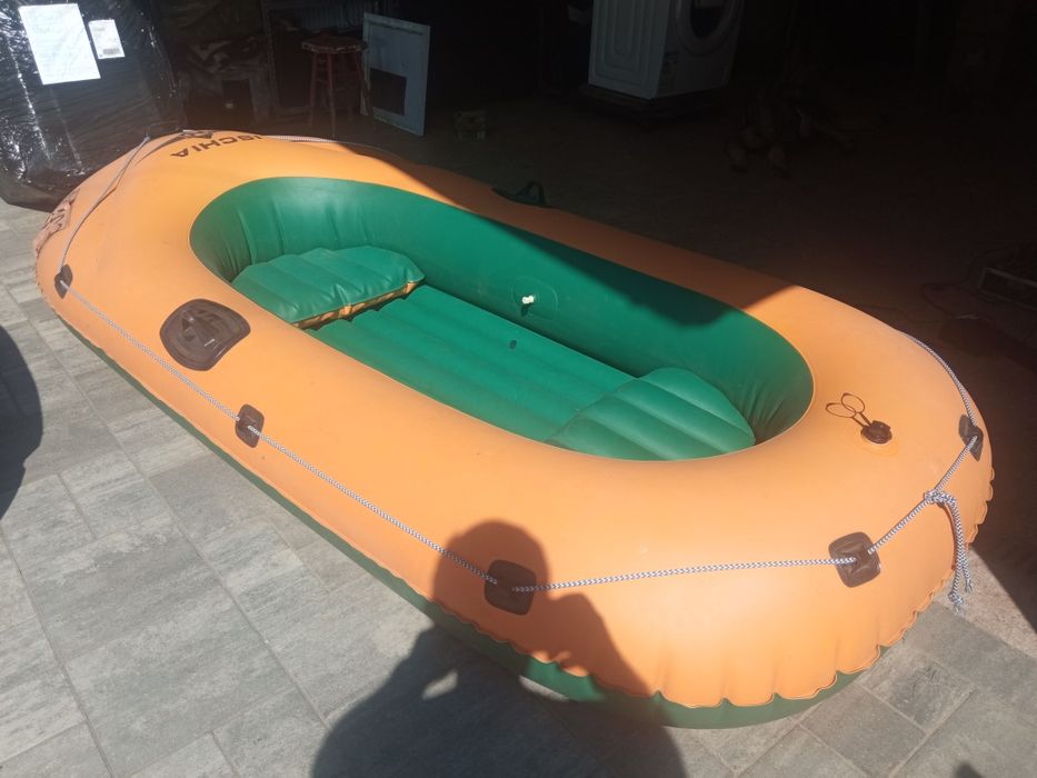 Niemiecki ponton 2 osobowy wędkarski . Ischia