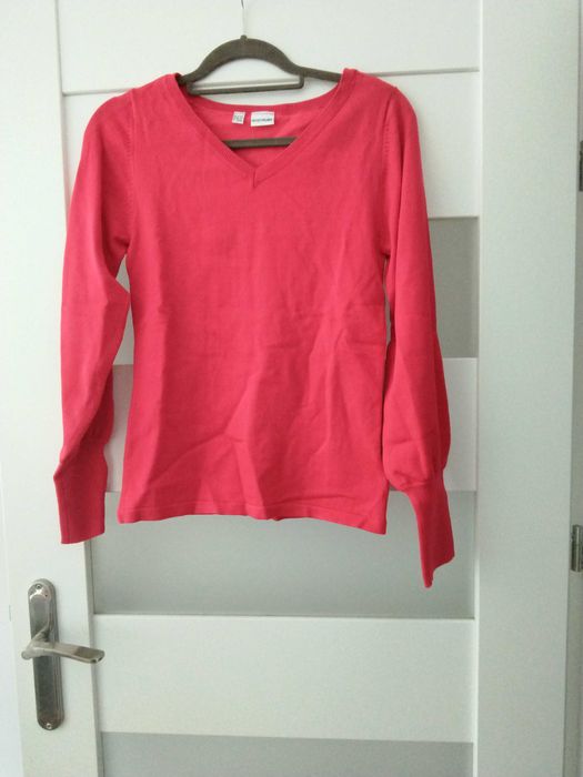 Sweter z szerokimi rękawami