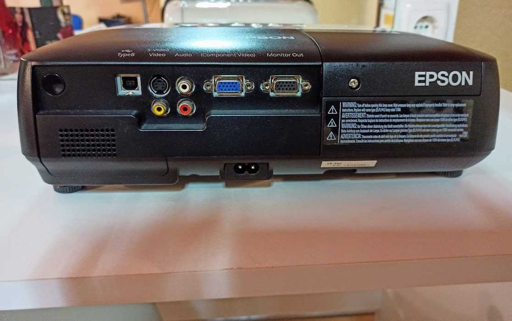 Проектор EPSON EB-S62