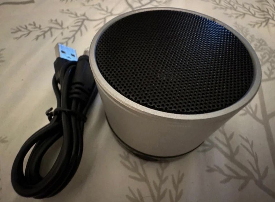 Coluna Bluetooth Cinzenta e Preta