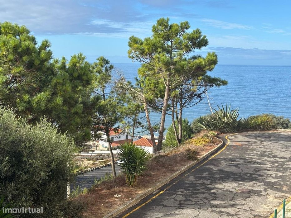 Apartamento T1 junto à Praia com Vista Mar e Garagem — São João Das Lampas E Terrugem, Lisboa