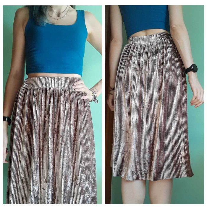 Велюровая плотная юбка