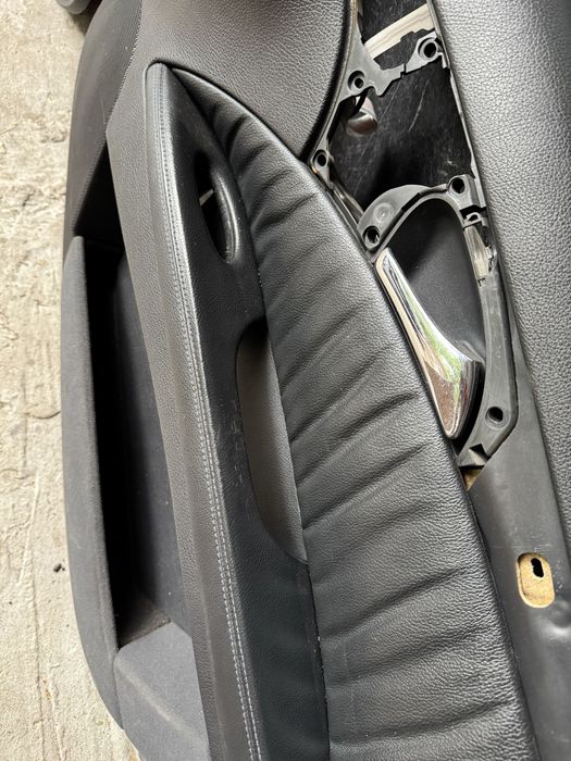 Карти дверей mercedes w211