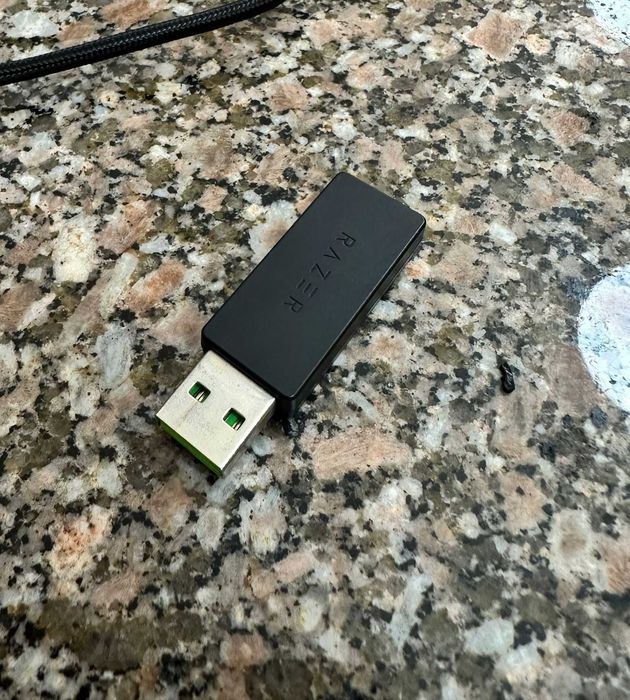 Acessórios Razer Kraken V3 PRO