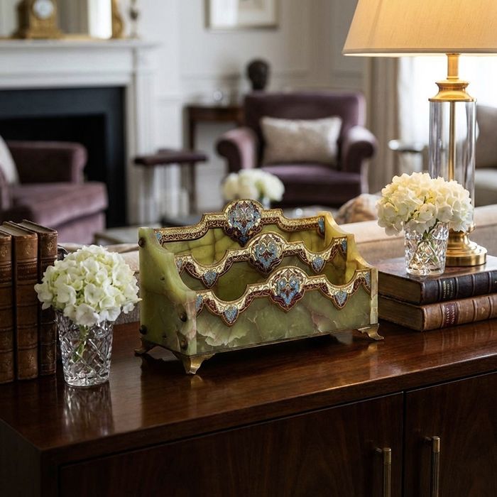 Антикварний органайзер з оніксу, бронзи та емалі.