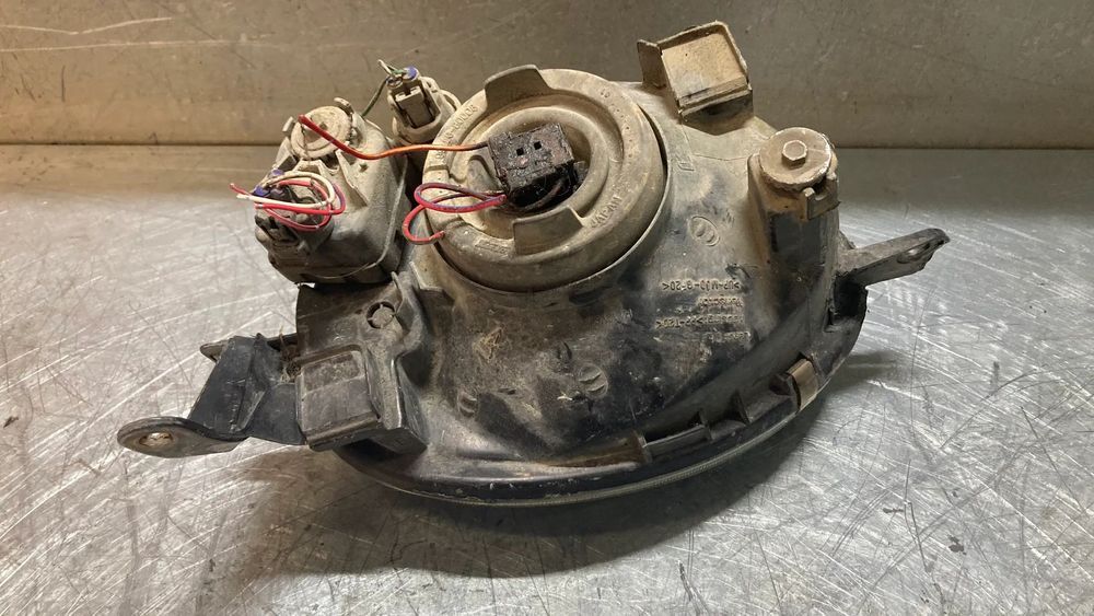 ÓTICA / FAROL TOYOTA COROLLA E11 E110 - ESQUERDO / DIREITO