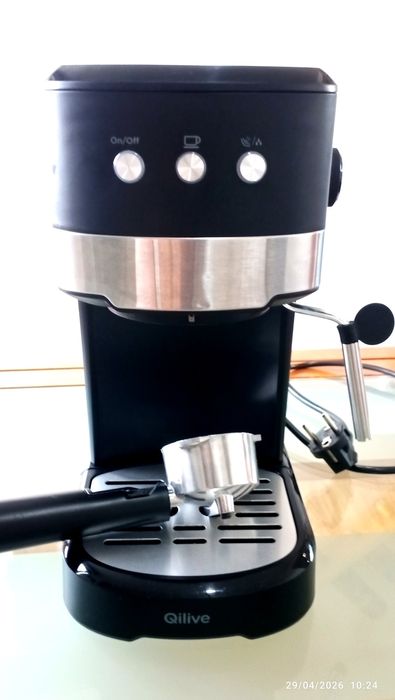 Máquina café Qi.live 5342 como nova