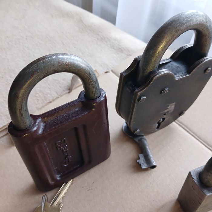Продам навесные замки (радянських часів)
