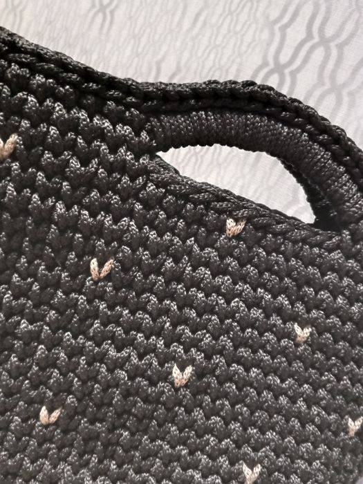 В'язана сумка ручної роботи