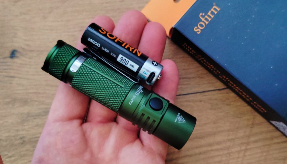 Latarka Sofirn SP10V3 + ogniwo