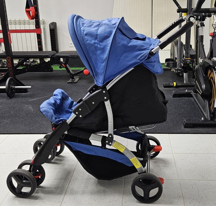 Carrinho passeio bebé