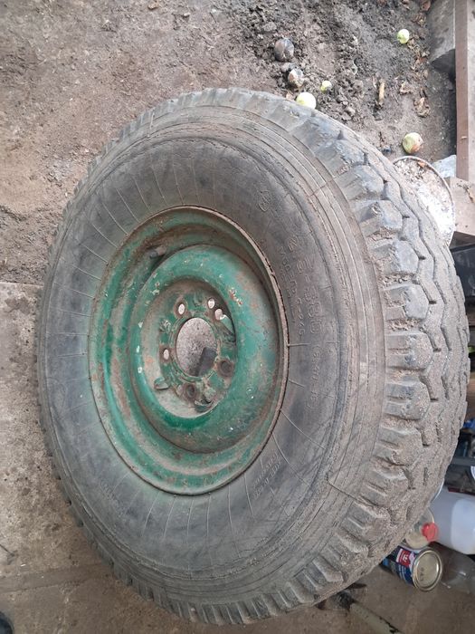 Opony do wozu  8.40 R15