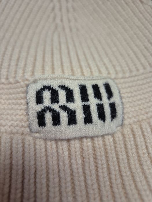 шапка MiuMiu тепла