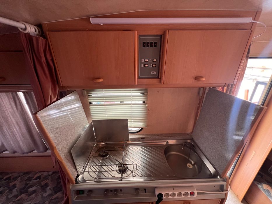 Caravana Adria com documento