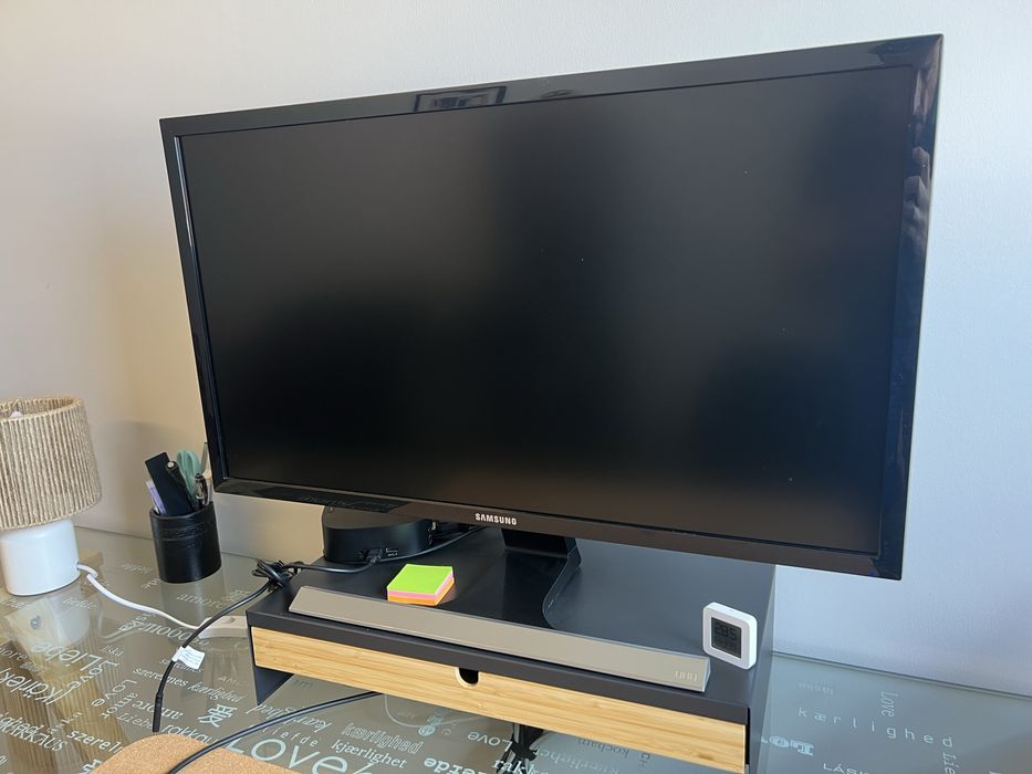 Monitor Samsung 28” 4k
